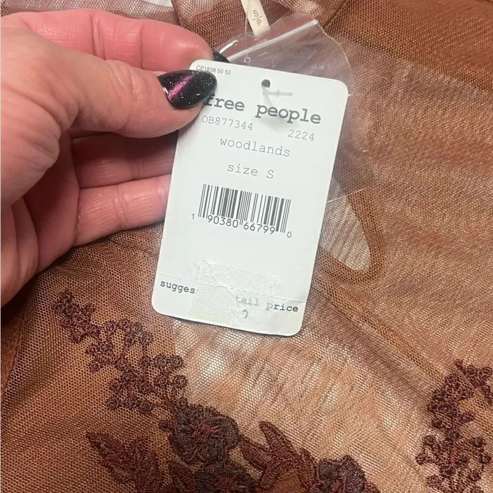 NWT women’s FREE PEOPLE Saheli Tunic in Woodlands Rust Brown Embroidered Top - Picture 9 of 11